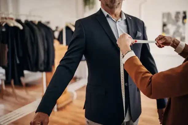 Ajuste traje sastre